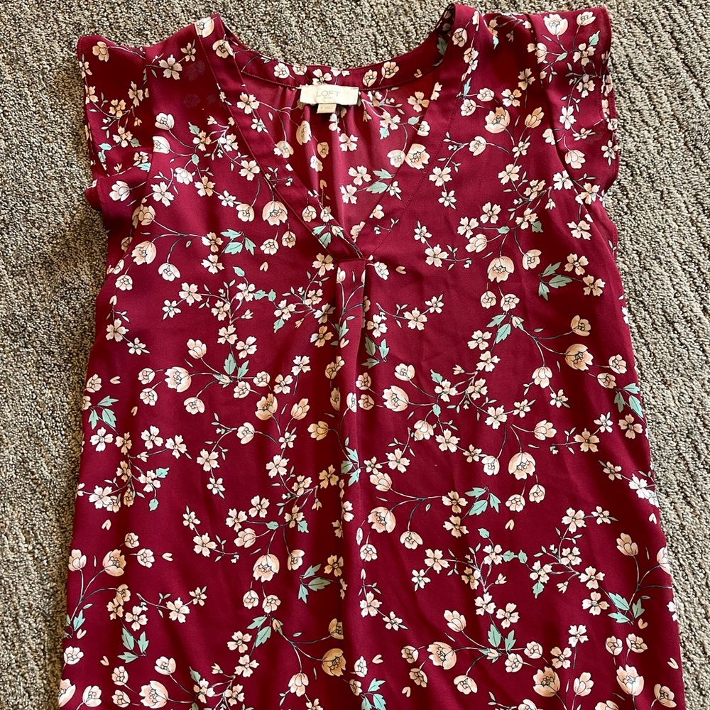 LOFT flutter sleeve floral blouse